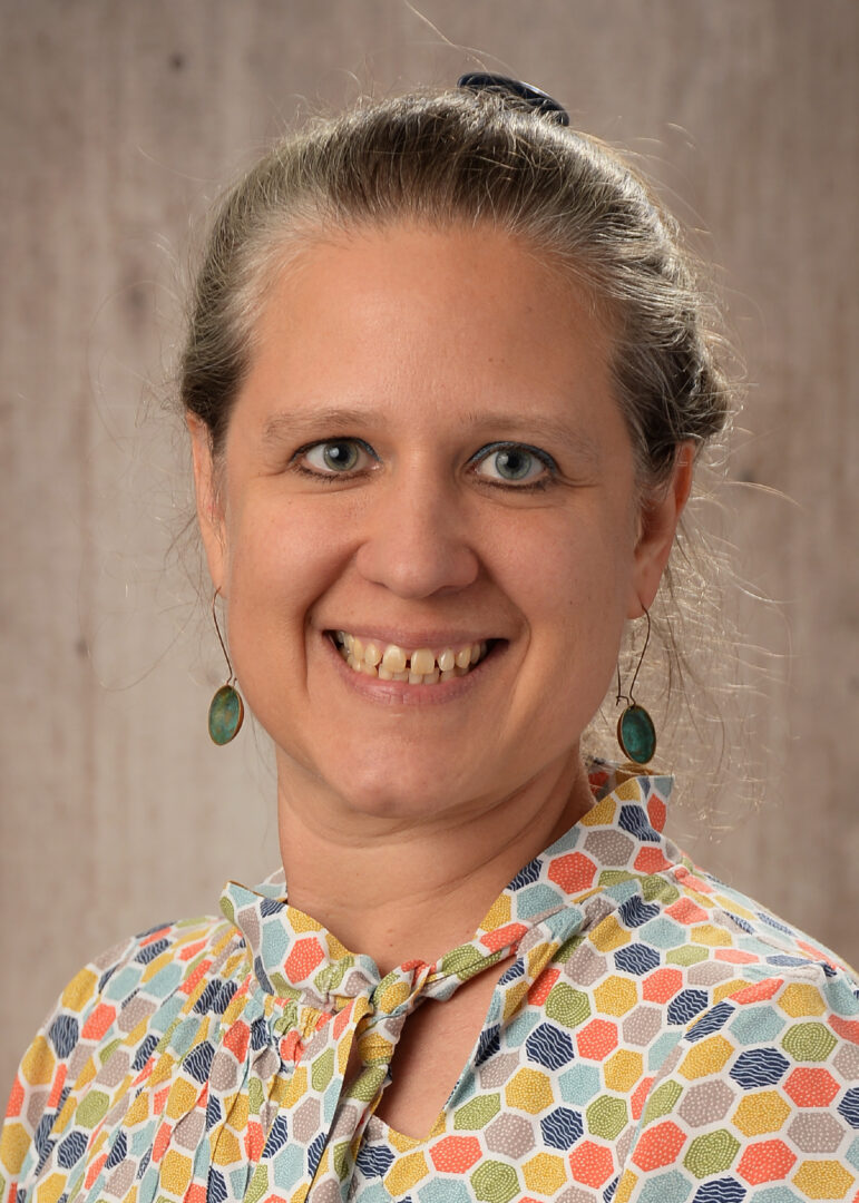 Dr. Ursula Tröger